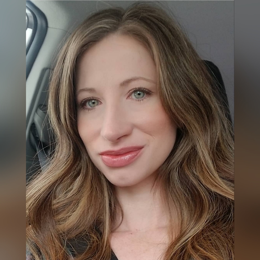 Meet your Posher, Ashlie